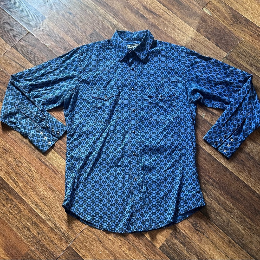 Wrangler Men’s Pearl Snap Button Down Long Sleeve Medium Blue